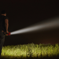 Lampe torche portable longue portee m18 sled 0 milwaukee 4933459159 de 1250 lumens 18v guillemarre quincaillerie 3 